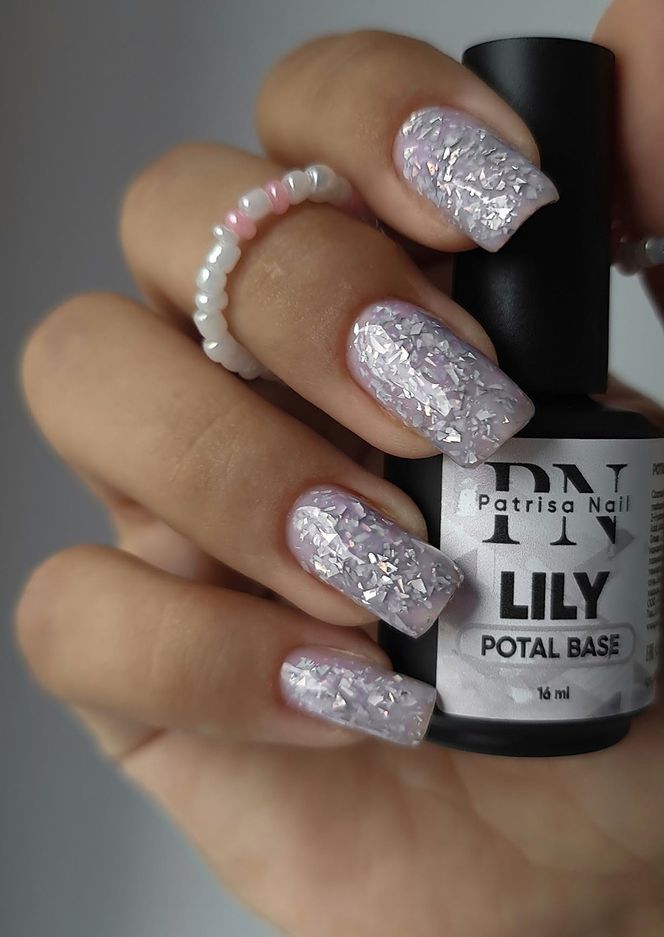 POTAL בייס Lily